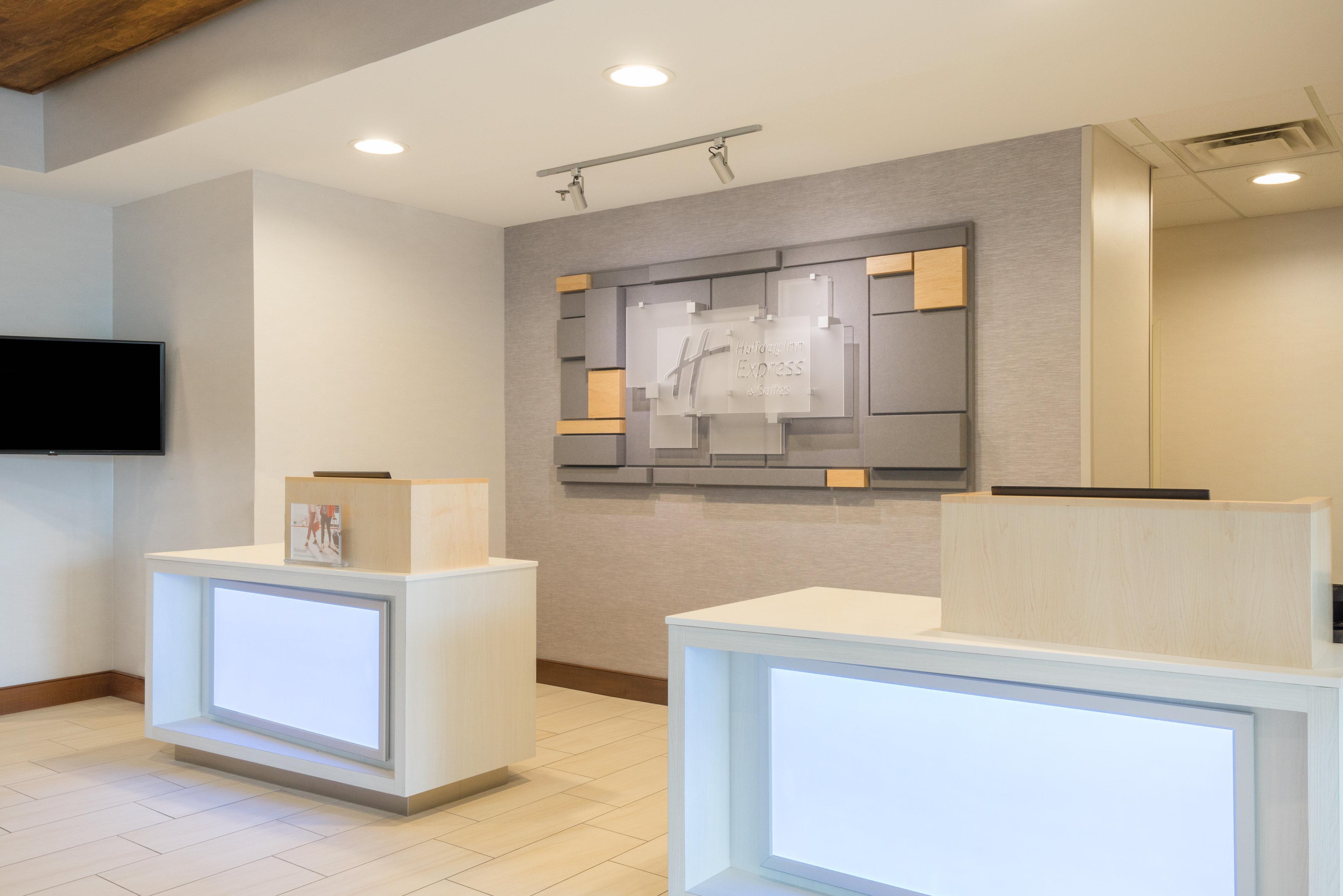 Holiday Inn Express Hotel & Suites Frankfort By Ihg Exteriör bild