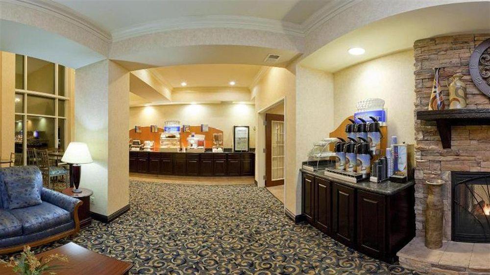Holiday Inn Express Hotel & Suites Frankfort By Ihg Exteriör bild