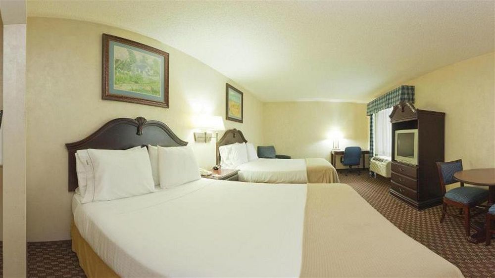 Holiday Inn Express Hotel & Suites Frankfort By Ihg Exteriör bild