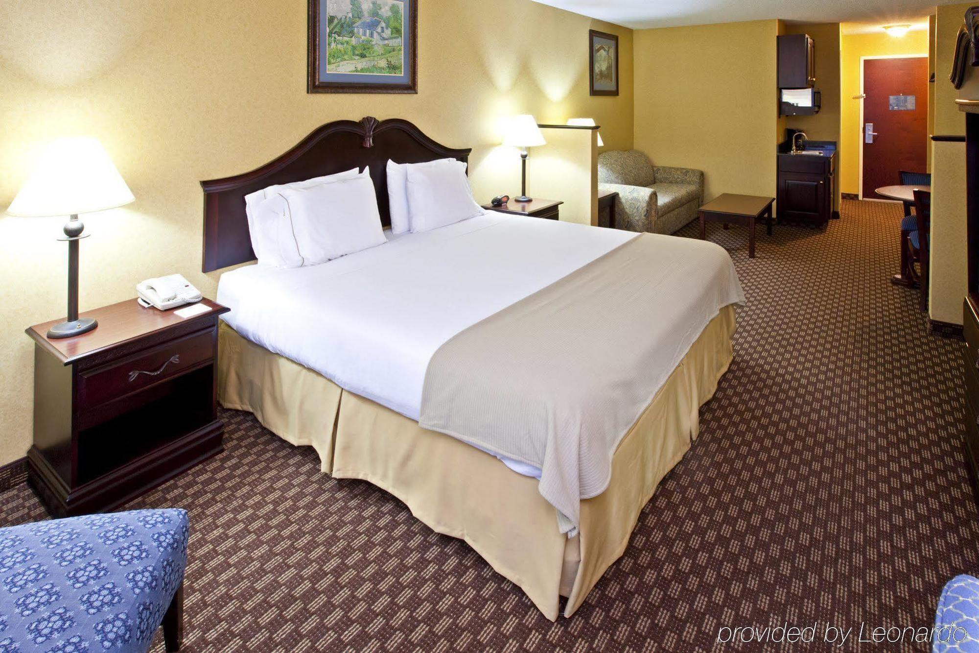 Holiday Inn Express Hotel & Suites Frankfort By Ihg Rum bild