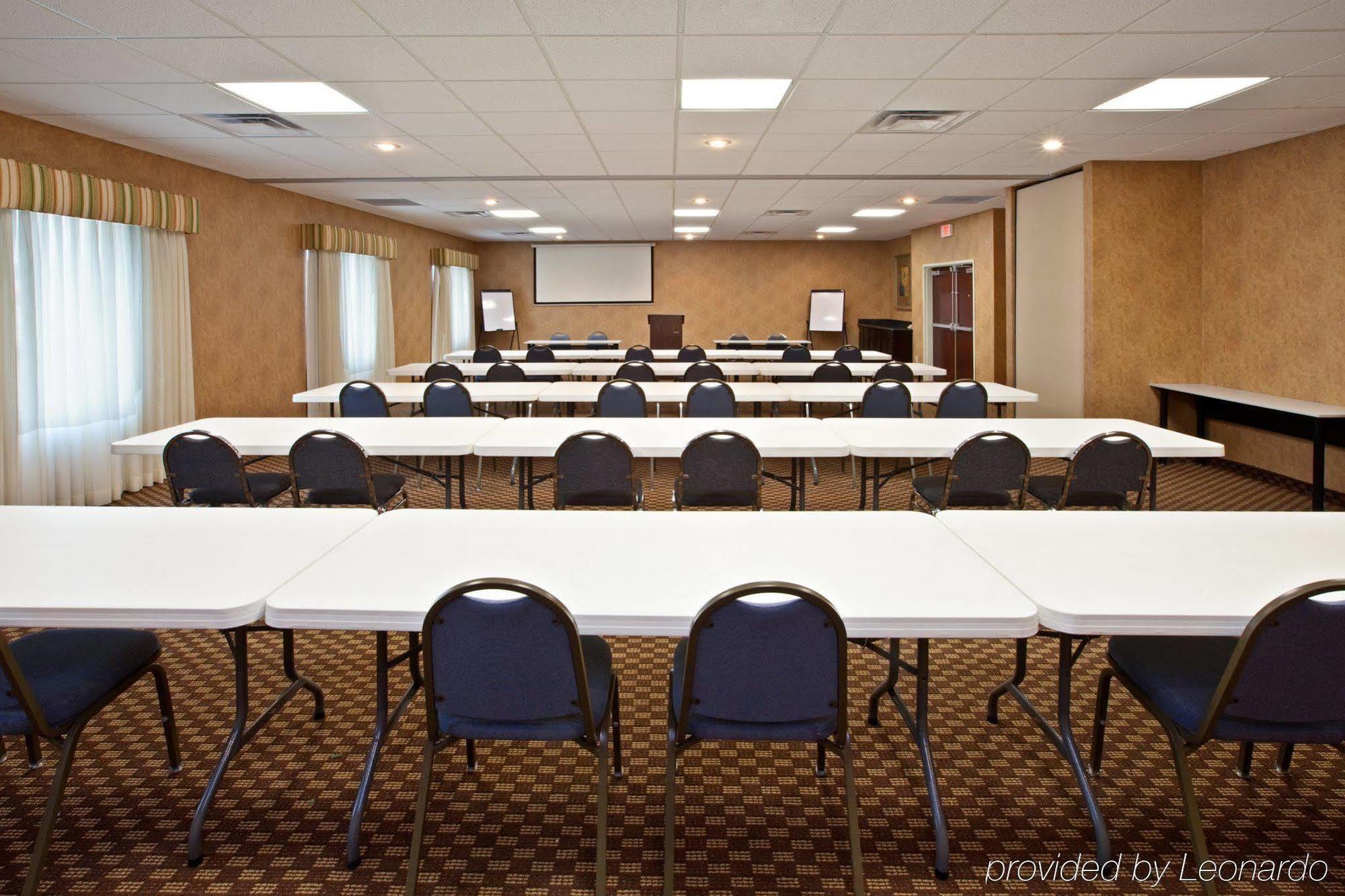 Holiday Inn Express Hotel & Suites Frankfort By Ihg Bekvämligheter bild